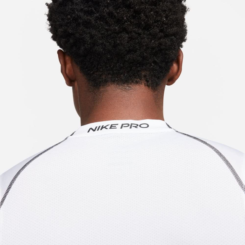 【新品未使用】2点 Nike タンクトップ AR4992-101 5XLホワイト Nike AS Men's Nike Sportswear TANK ICON FUTURA White AR4992-101